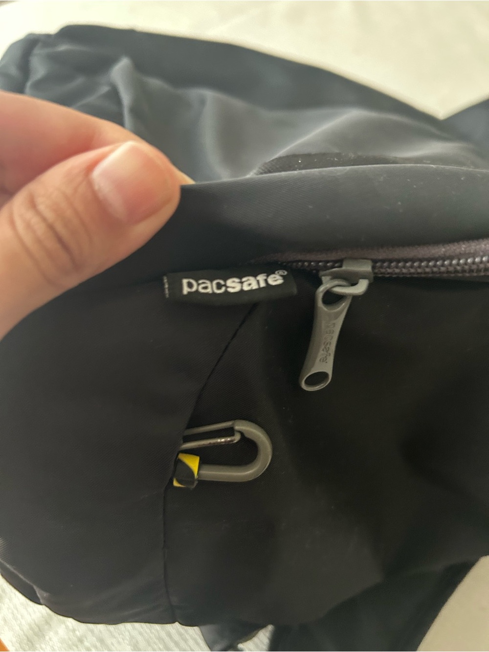 Pacsafe Anit-Theft Slingsafe 300 Carry On Travel RFID Backpack - Picture 5 of 9